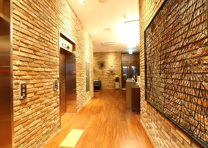 Bricks Hotel