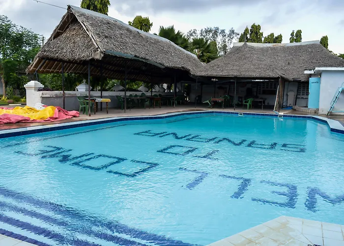 Sanana Conference Center And Holiday Resort Mombasa