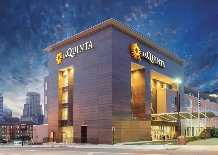 La Quinta By Wyndham Memphis Downtown Hotel