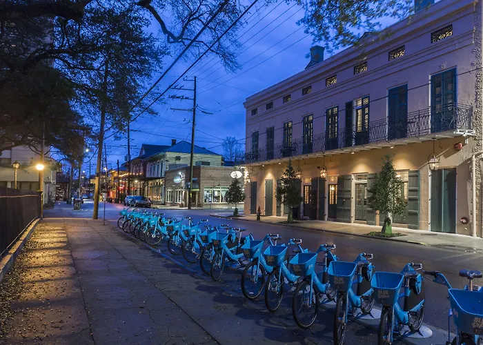 Royal Frenchmen Hotel And Bar
