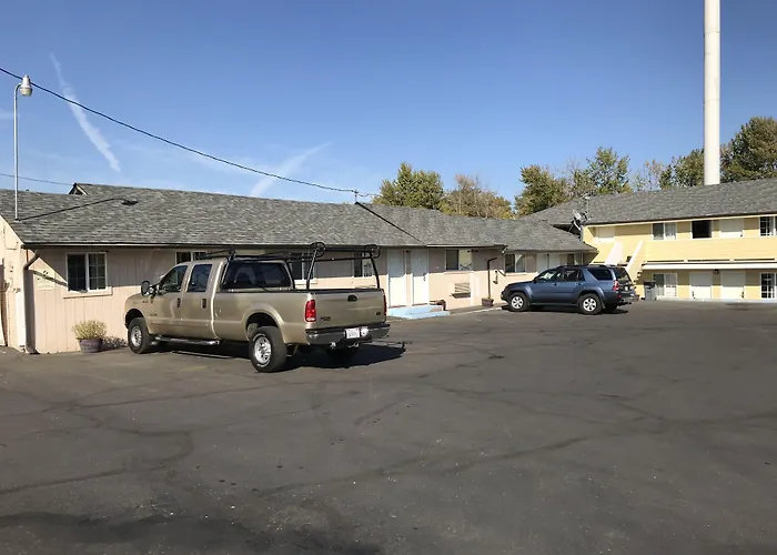 Relax Inn Of Medford
