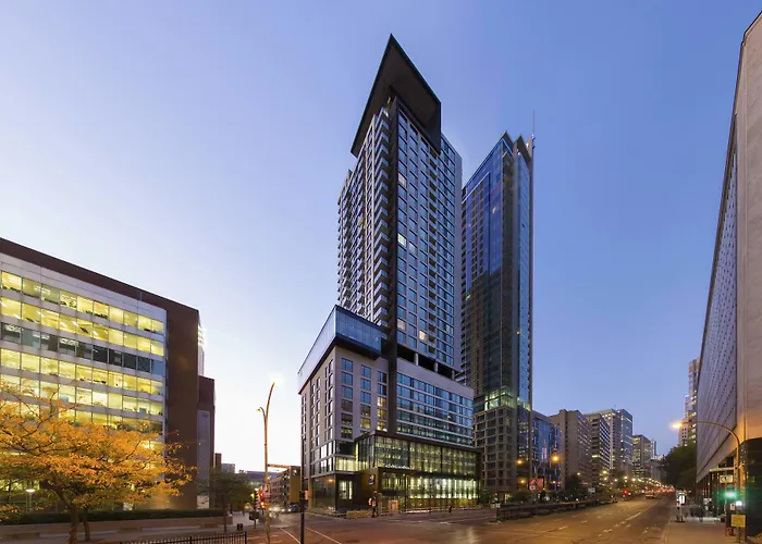 Hôtel AC Montréal Centre-ville - Hôtel 4 étoiles