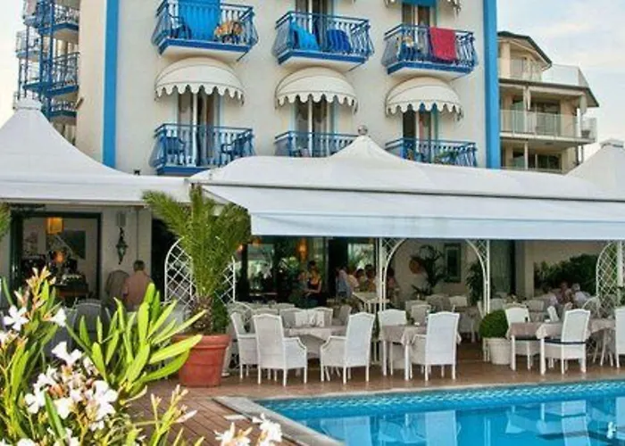 Hotel Plaza Esplanade