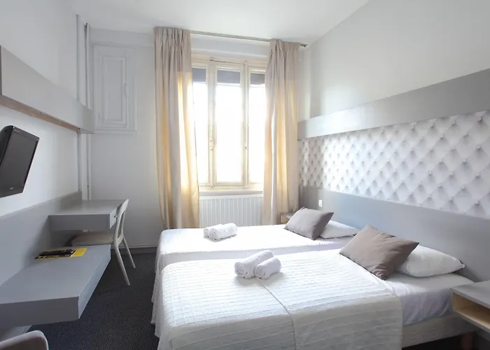 Little Lodge Hôtel Brest