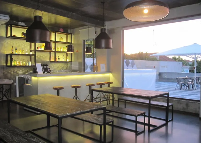 N1 Hostel Apartments And Suites Santarém