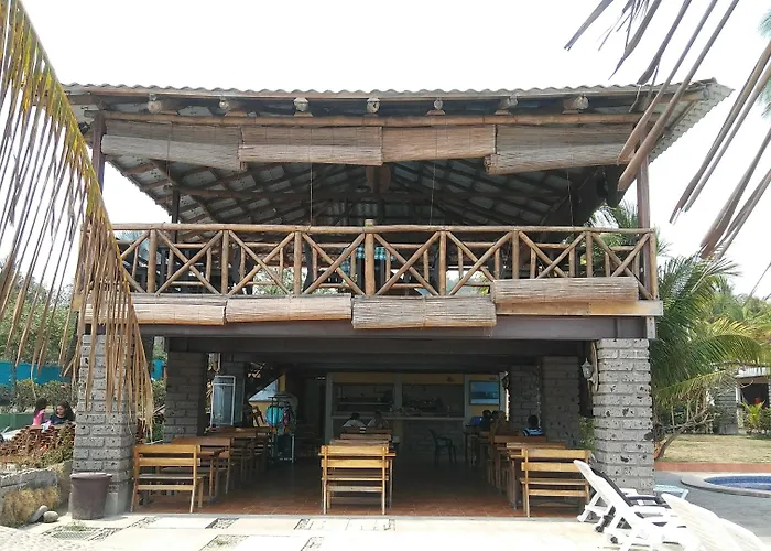 Punta Roca Surf Resort La Libertad