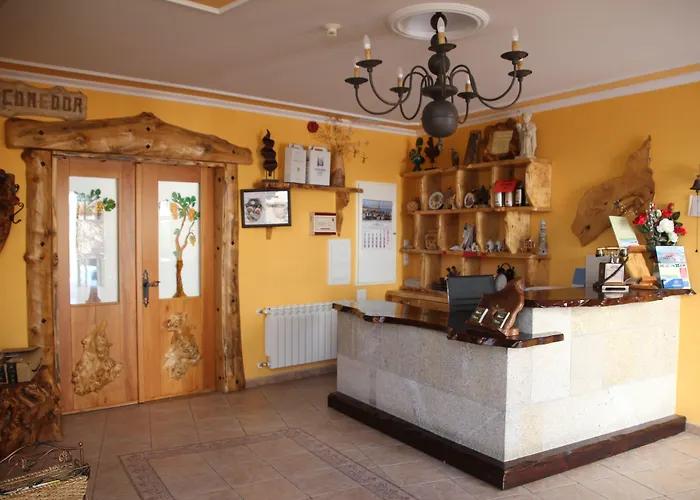 Hostal O Lar Da Avoa Cambados con Piscina