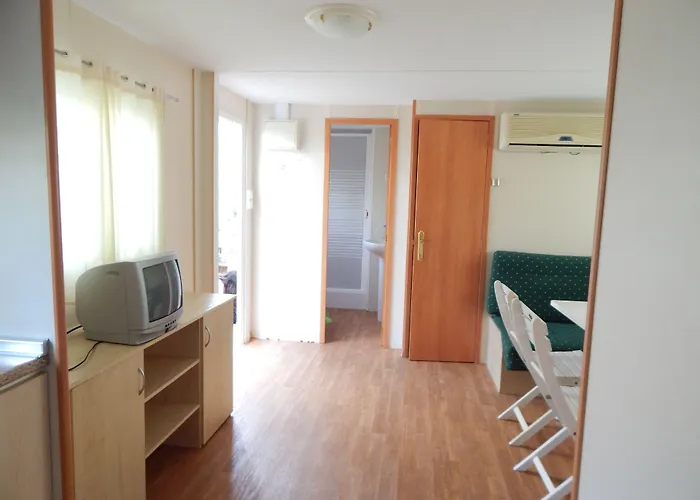 Camping Rural Presa La Viñuela admite animales