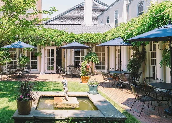 Francis Malbone House Bed & Breakfast Newport