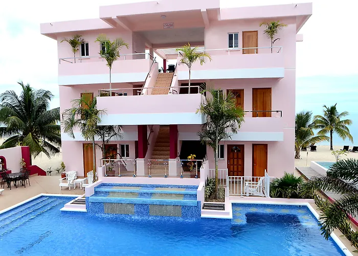 Miramar Suites Placencia