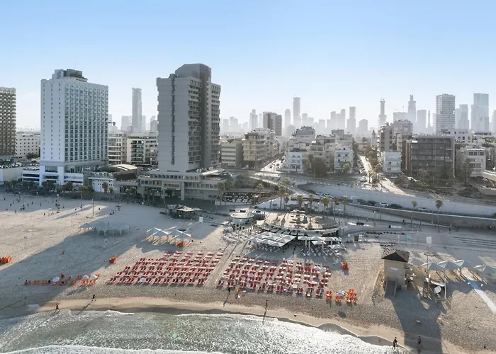 Renaissance Tel Aviv Hotel met golfbaan