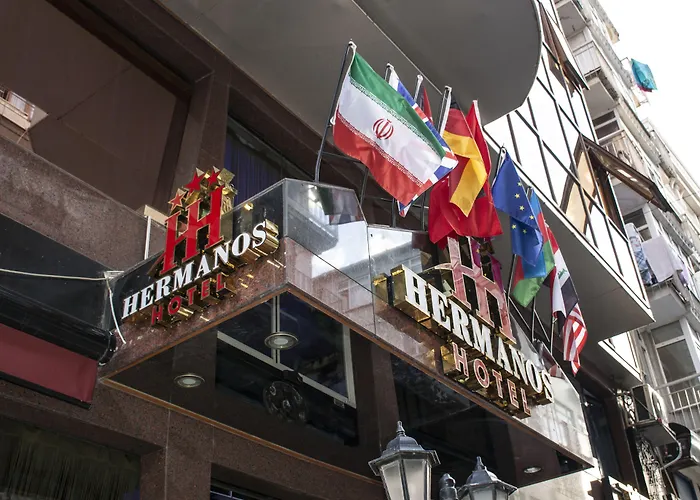 Hermanos Hotel