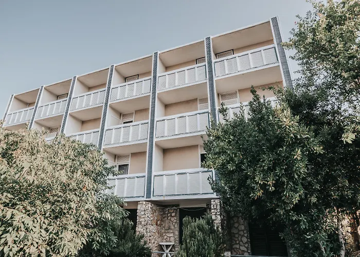Colentum Resort Murter