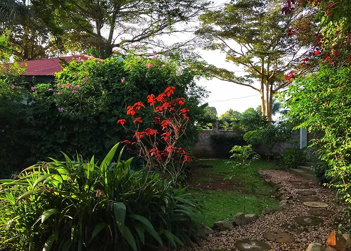 Gately Inn Entebbe