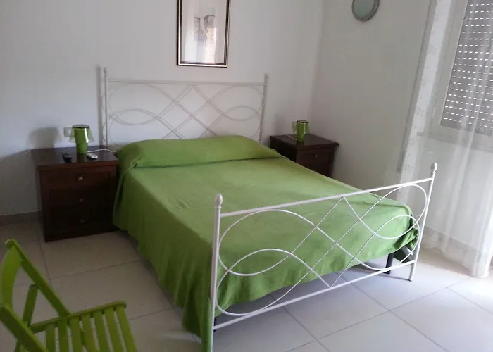 Antares Bed And Breakfast Syracuse