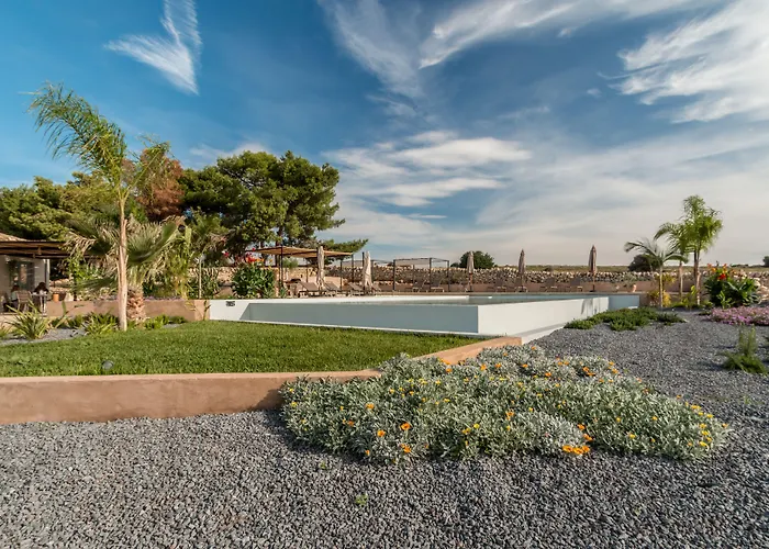 Affittacamere Mangiabove Marina di Ragusa con Piscina
