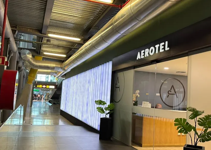 Aerotel Madrid Con una Pista de Golf