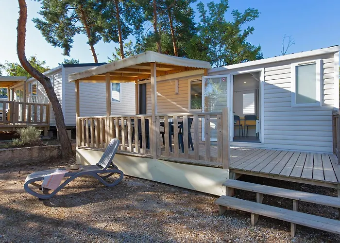Camping La Pinède Gréoux-les-Bains
