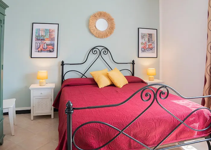 Vespa Apartments