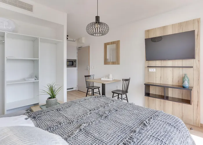 Places to Stay in Boulogne-sur-Mer
