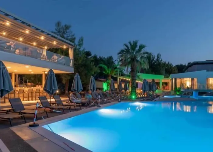 Poseidon Hotel Sea Resort Néos Marmarás