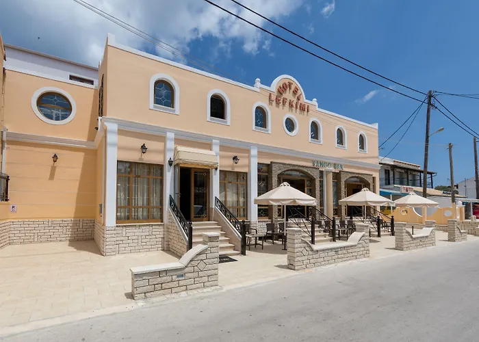 Lefkimi Hotel