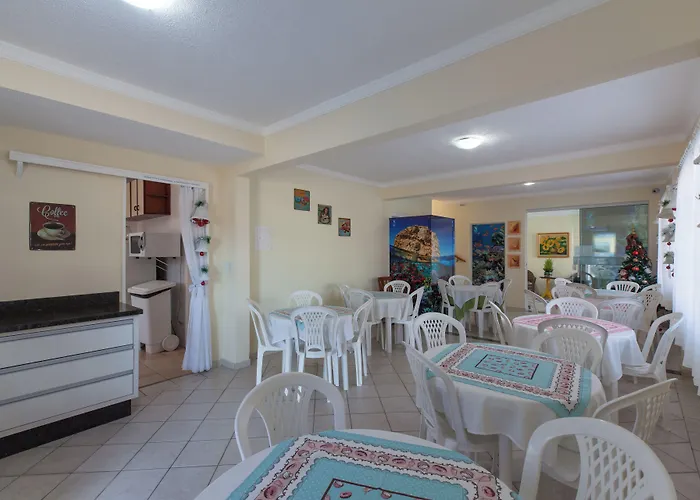 Bombinhas Praia Apart Hotel - Unidade rua Corrupião