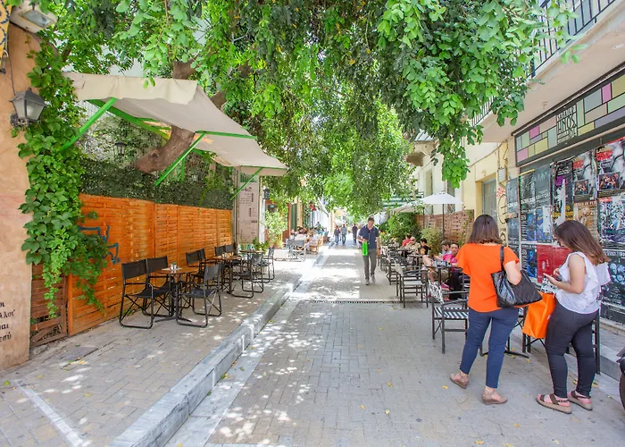 Raise Boutique Rooms In The Center Of Athens