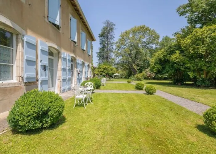 Bayonne Dog Friendly Hotels