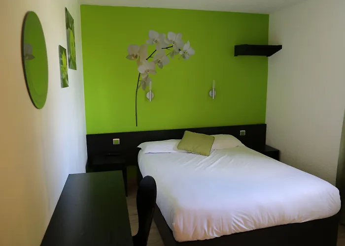 Hotel Les Beaux Soleils Cergy