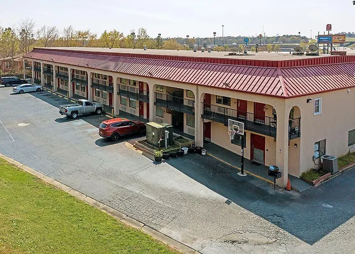 Regency Inn & Suites Macon