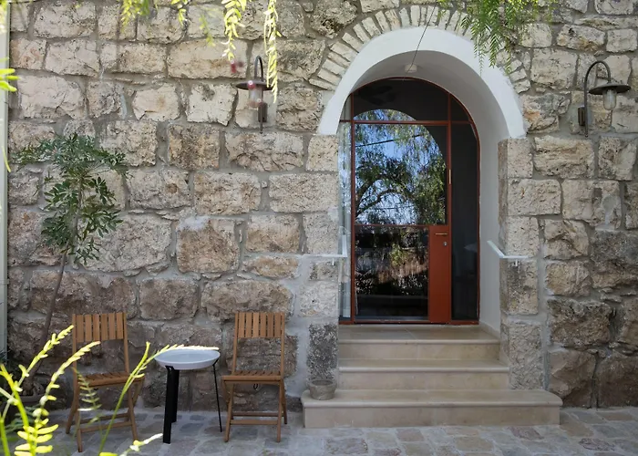 Khan Ein Karem Boutique Hotel