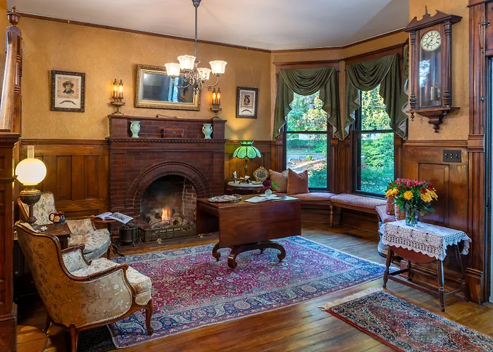 1899 Wright Inn And Carriage House Asheville