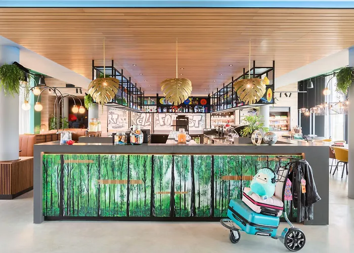 Hotel Moxy Paris Val d'Europe à Montévrain