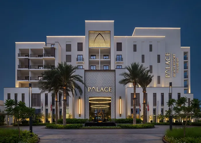 Palace Beach Resort Fudschaira mit 5 Sternen