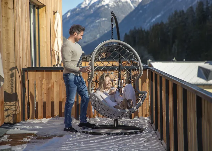 Boutique All-Suite Resort Paznaun Silvretta Premium Card Ende Juni bis Anfang Oktober inkludiert Galtür