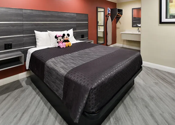 Pacific Inn Anaheim
