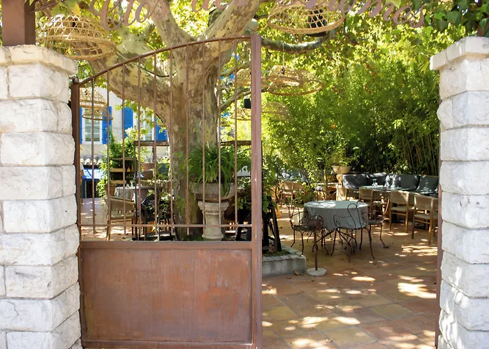 Le Clos Des Arômes Cassis