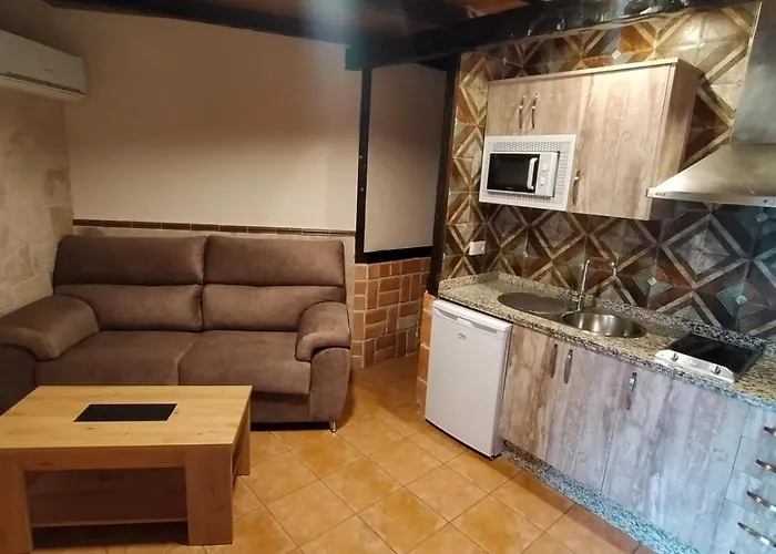 Complejo Turístico Las Cañadas Casas de Campo- Actividades Gratuitas Todos los Fines de Semana Banos De Montemayor