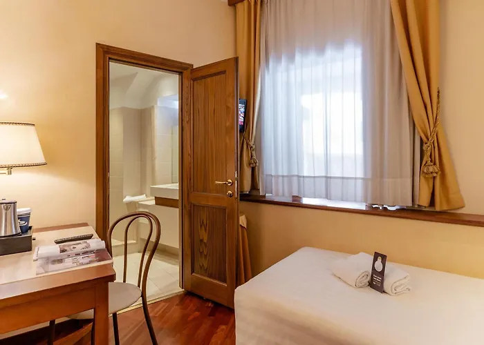B&B Hotel Firenze Pitti Palace al Ponte Vecchio
