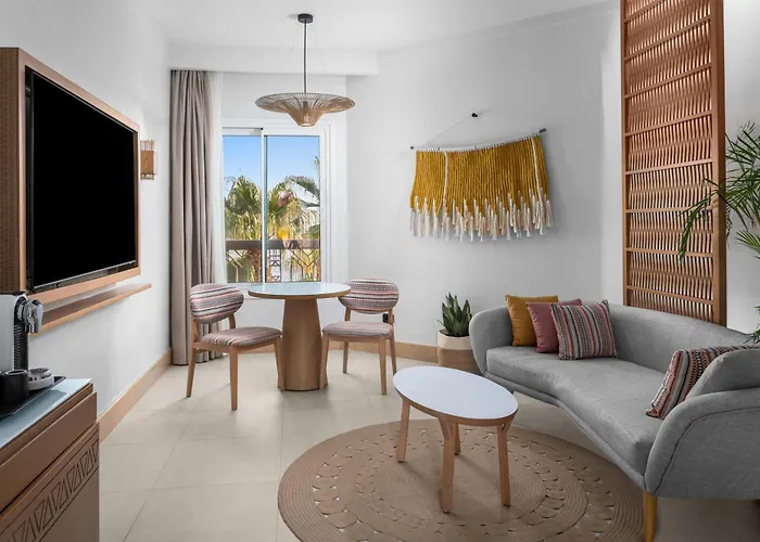 Hotel Doubletree By Hilton Sharm El Sheikh Sharm Bay