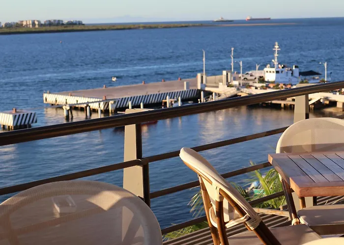 Seven Crown La Paz Malecon Hotel - 4 star Hotel