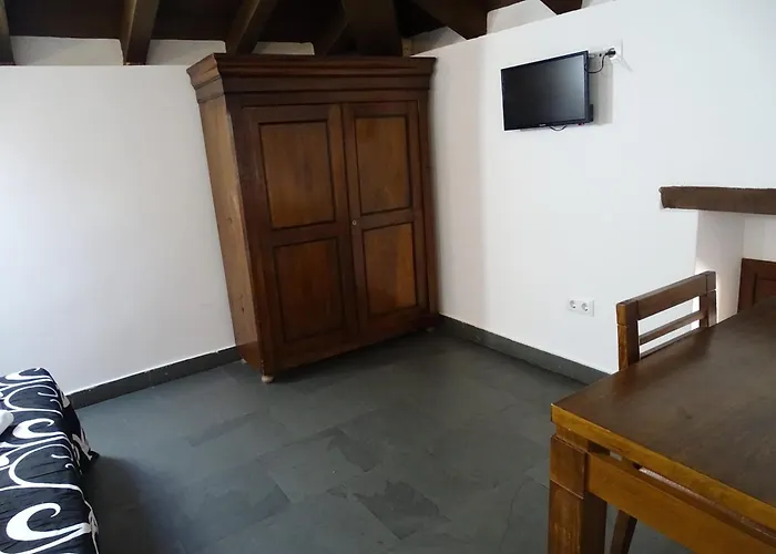 Antiguo Palacio De Atienza