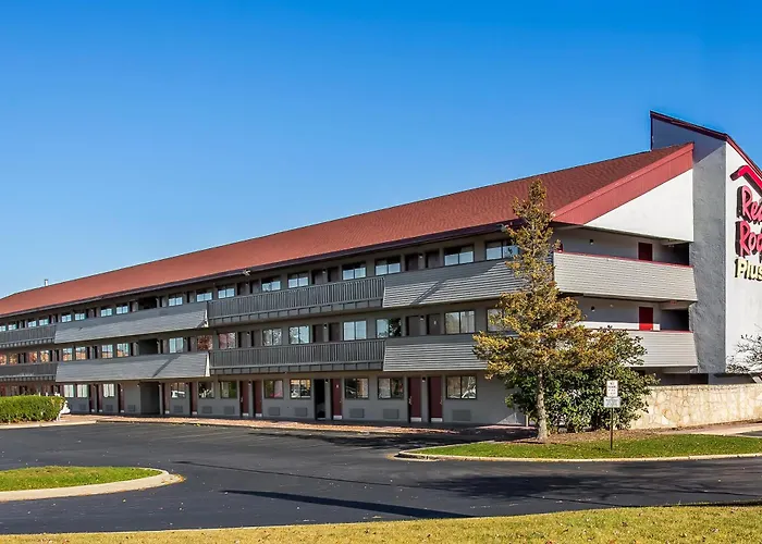 Red Roof Inn Plus Chicago - Hoffman Estates