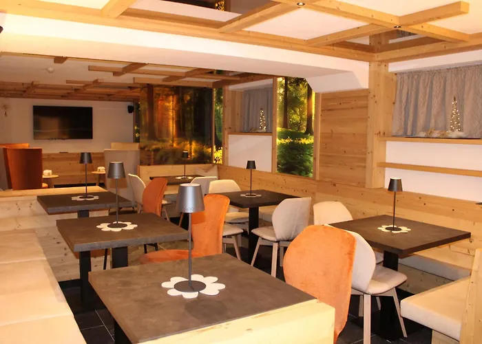 Hotel Villa Cima Undici Pozza di Fassa