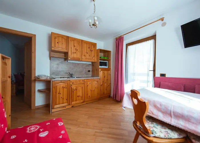 Boutique Appartamenti Majon Ladina Vigo di Fassa
