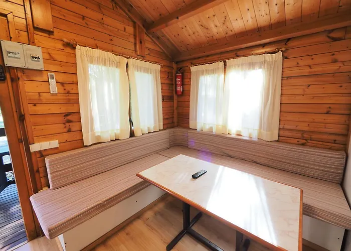 Bungalows Pena Montanesa Aínsa-Sobrarbe