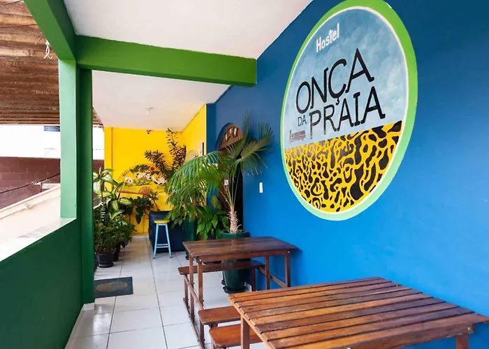 Onça da Praia Hostel Vitória