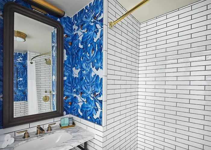 Hotel Figueroa, Unbound Collection By Hyatt Los Angeles Con una pista da Golf