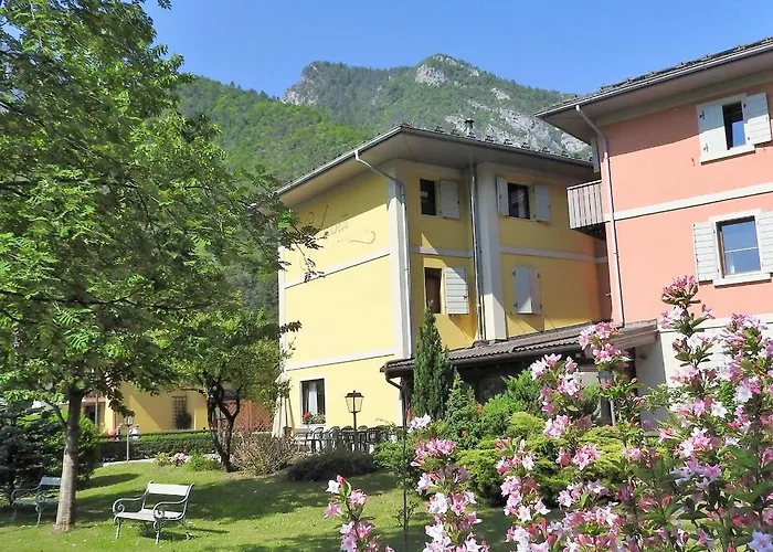 Albergo Silvana Pieve Di Ledro